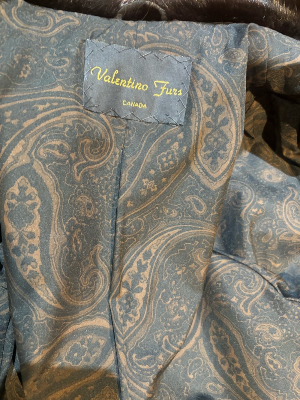 Valentino full length black fur - Picture 9 of 15